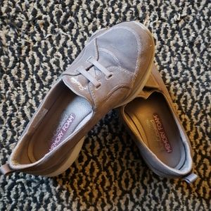 Sketchers slip-on memory foam walking shoes---gray/brown, size 7